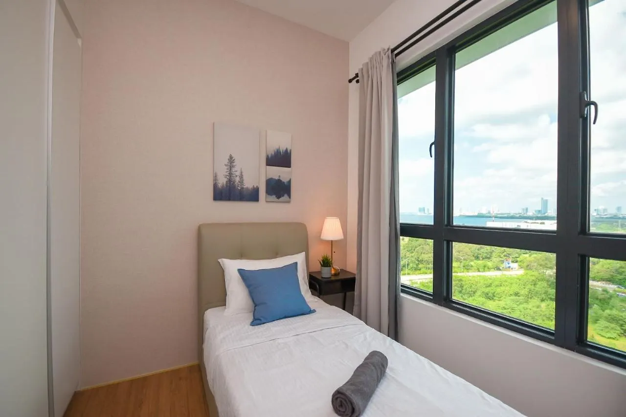 Marina View Resort By Nest Home Bathtub & Seaview! Johor Bahru Appartement
